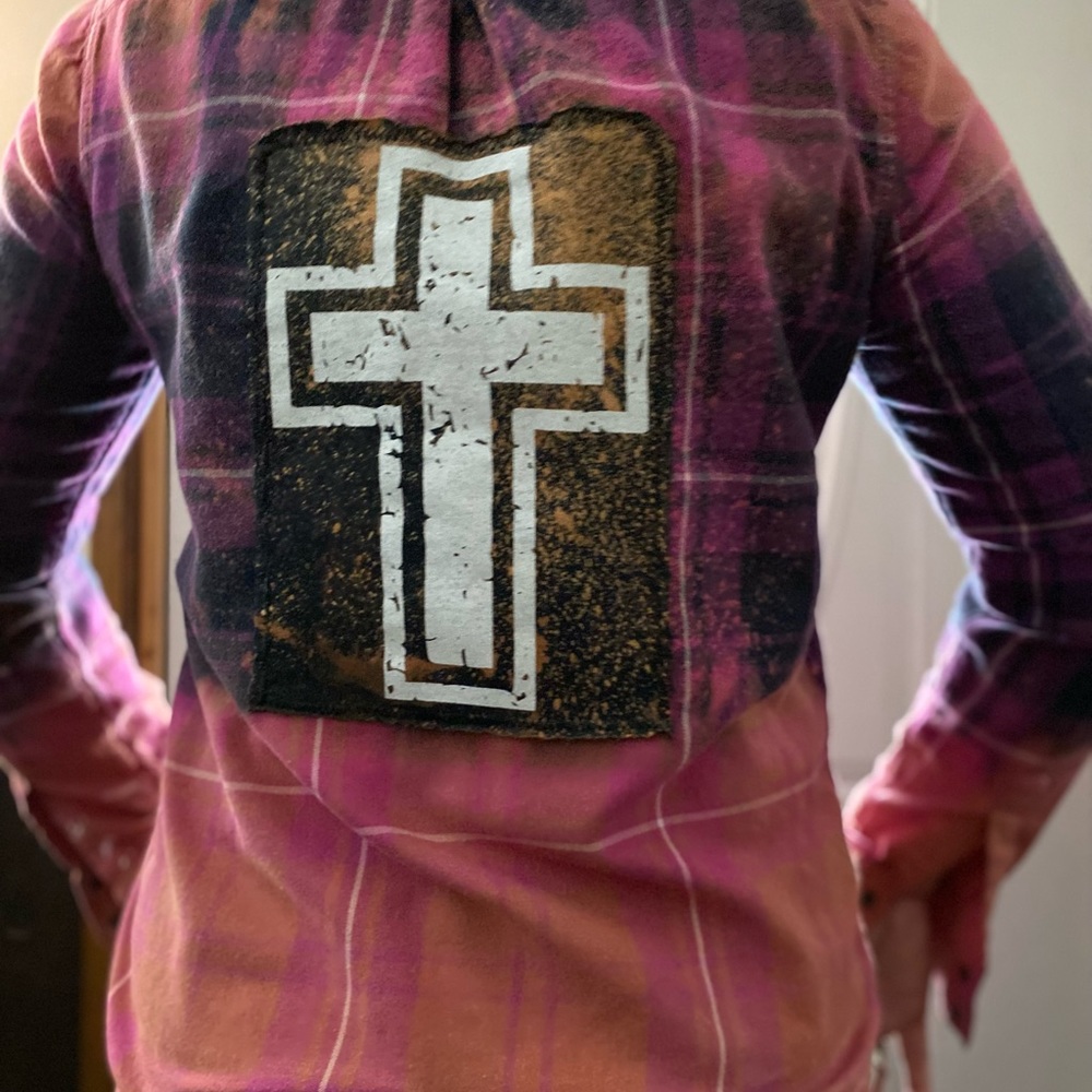 Womens distressed ombré flannel, 100% cotton preshrunk, show your faith in style